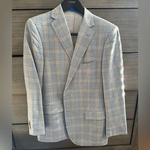 Nice men’s sport coat.